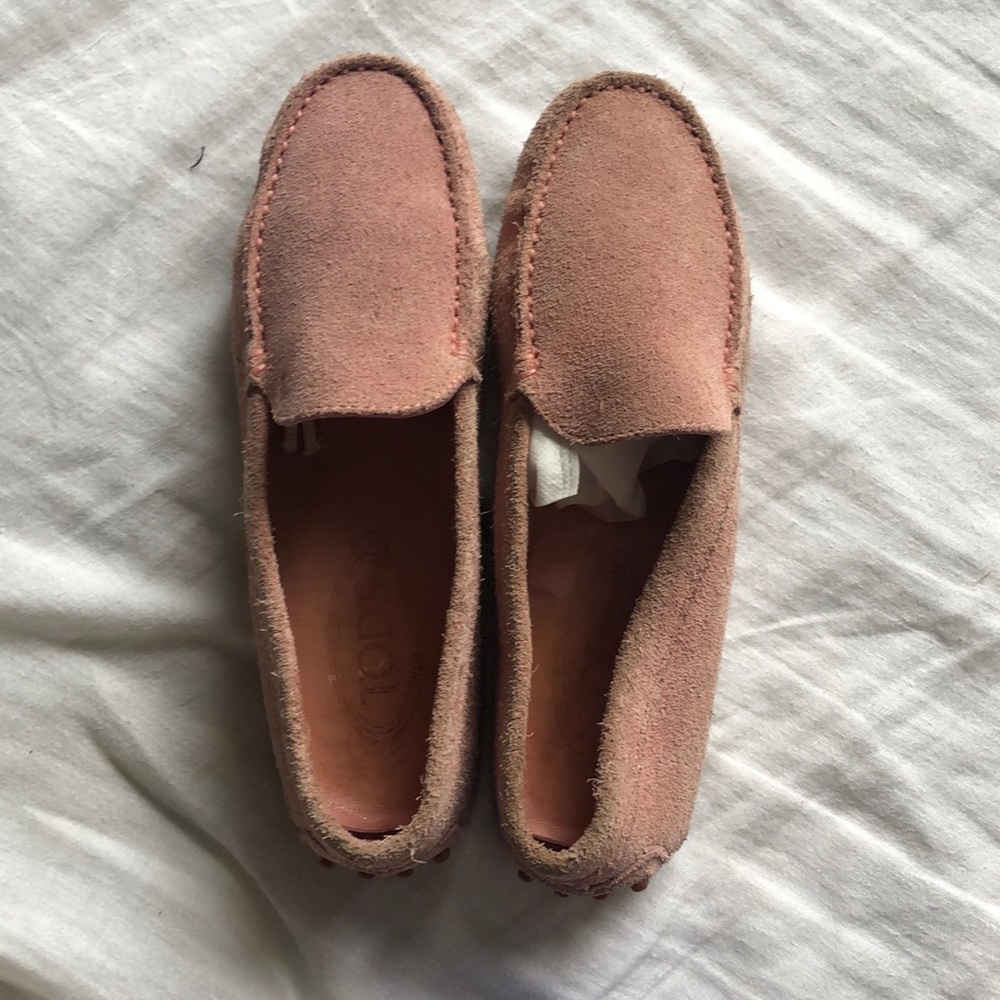 Pink Tod’s Driving Shoes